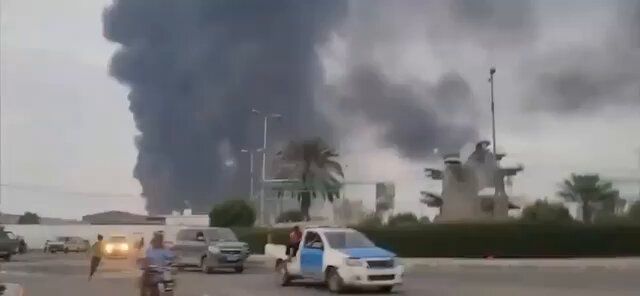 Explosion occurs in ports and power stations in Houthi-controlled Hodeidah