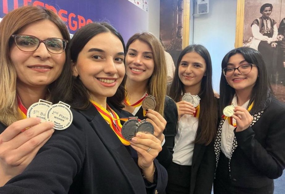 Azerbaijani chess players advance in FIDE ranking