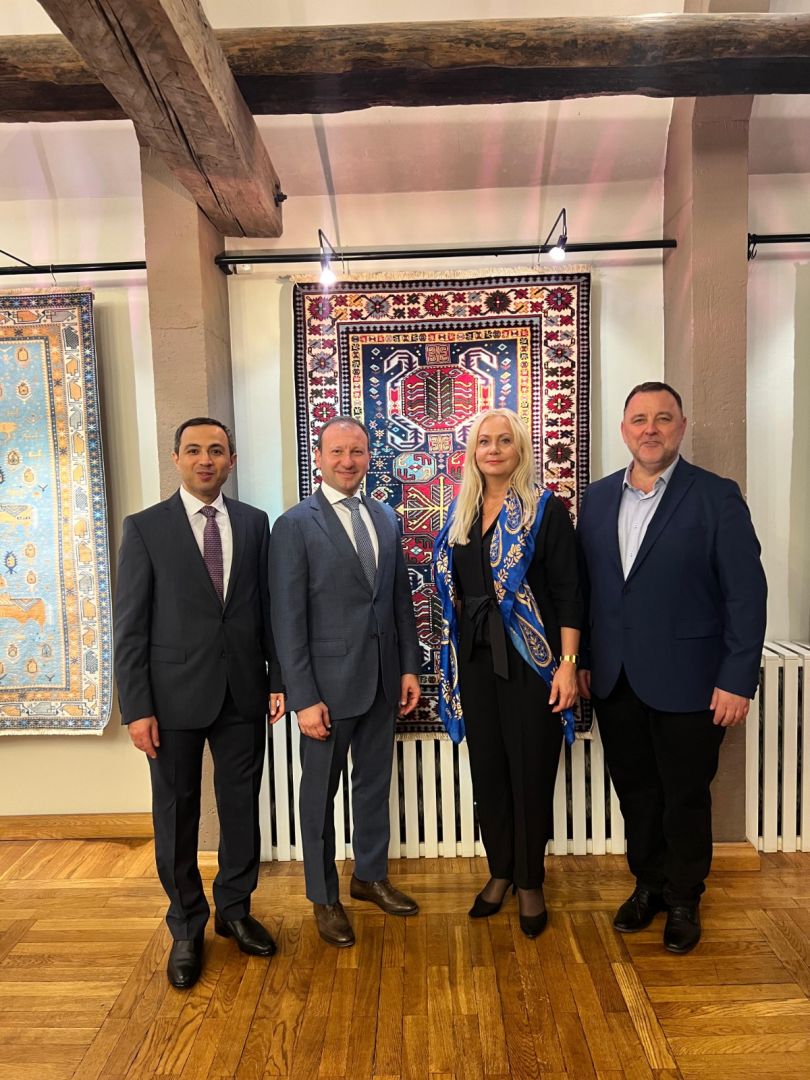 "The Flying Carpets" collection of Azerkhalcha OJSC demonstrated in Estonia [PHOTOS]