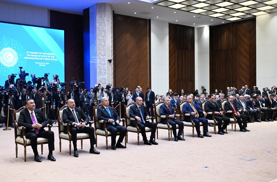 President Ilham Aliyev attends award ceremony for Prime Minister of Hungary in Bishkek [PHOTOS/VIDEO]