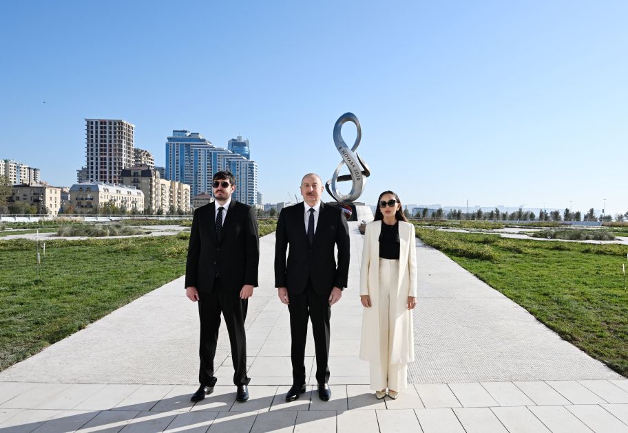 Azerbaijani President and First Lady attend inauguration of Victory Park in Baku [PHOTOS/VIDEO]