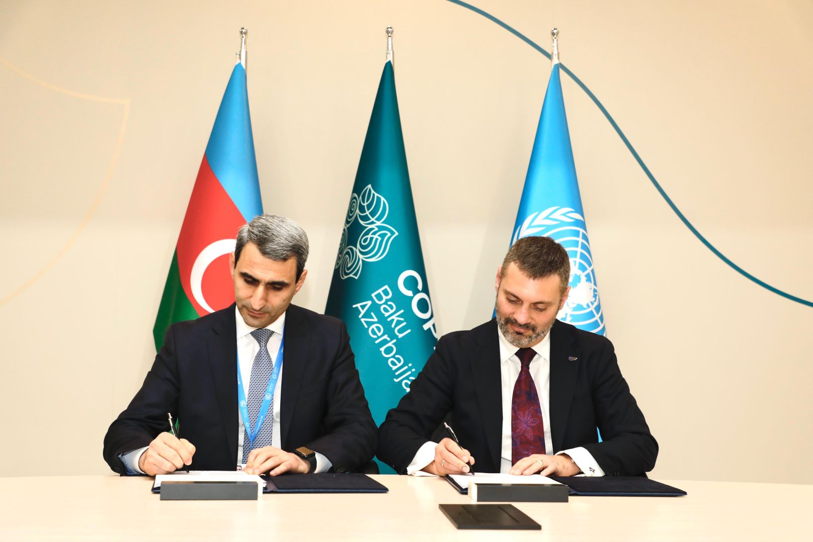 Azerbaijan Railways and UIC join forces at COP29 to promote sustainable transport [PHOTOS]