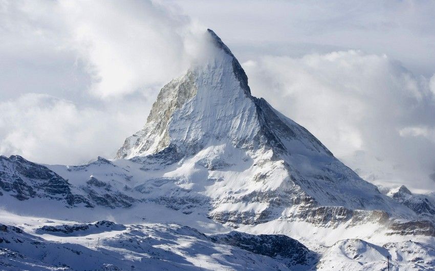 Melting glaciers in the Alps shift border between Switzerland and Italy