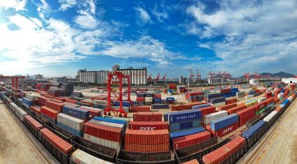 Azerbaijan-Kazakhstan trade turnover triples in first four months of 2025