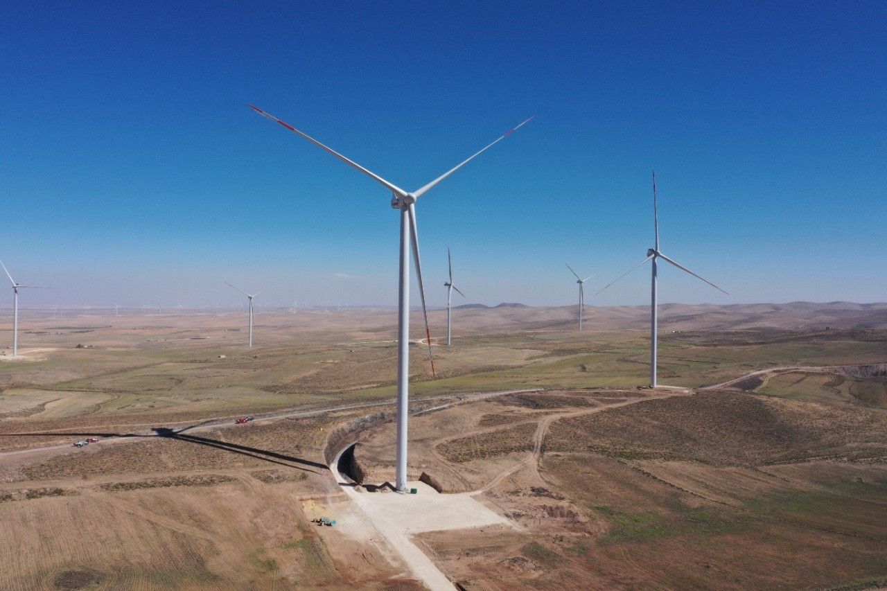 UAE's Amea Power eyes launching wind farm in Gulf of Suez