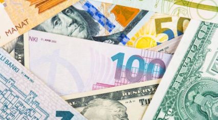 Azerbaijan banks' foreign liabilities reach AZN 3.01 billion