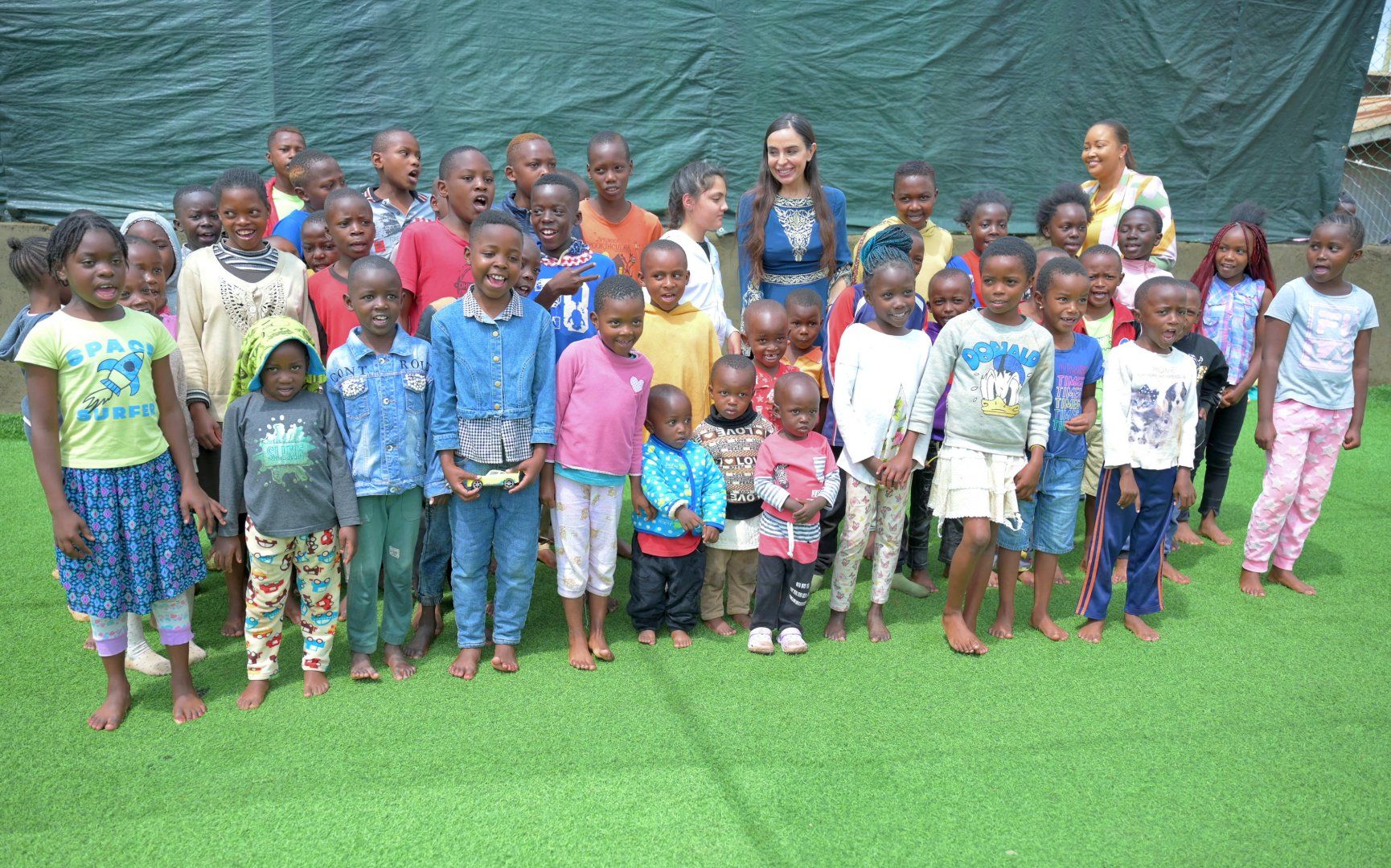 Vice-President of Heydar Aliyev Foundation, Leyla Aliyeva, visits school and medical center in Nairobi [PHOTOS]