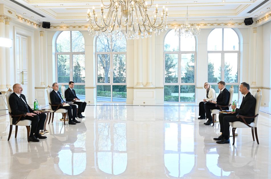 President Ilham Aliyev receives credentials of incoming ambassador of Lithuania to Azerbaijan [PHOTOS/VIDEO]