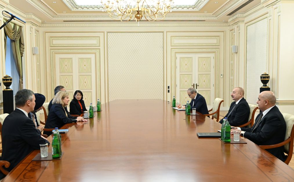 President Ilham Aliyev receives CEO and President of Franklin Templeton Jenny Johnson [PHOTOS]