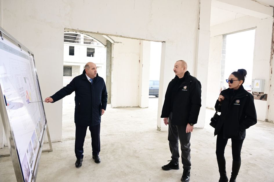 President Ilham Aliyev inspects ongoing construction at second residential complex in Aghdam city [PHOTOS/VIDEO]