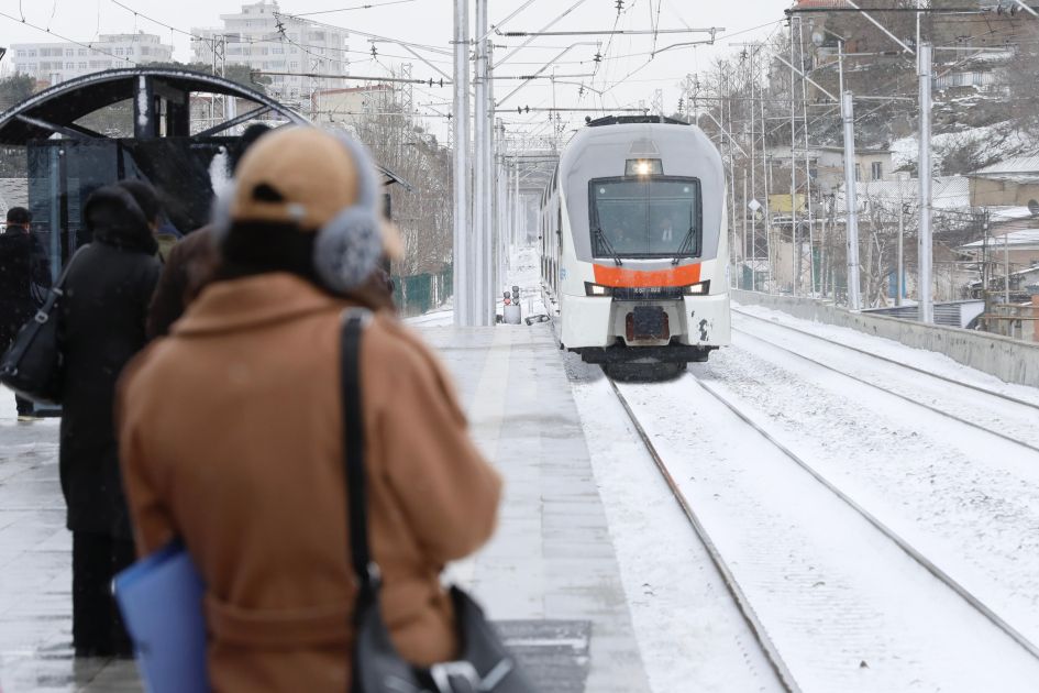 ADY carries out safety measures amid snowy weather [PHOTOS]
