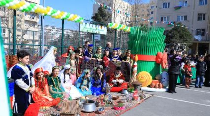 Novruz celebrations take place in Baku's landscaped courtyards [PHOTOS]