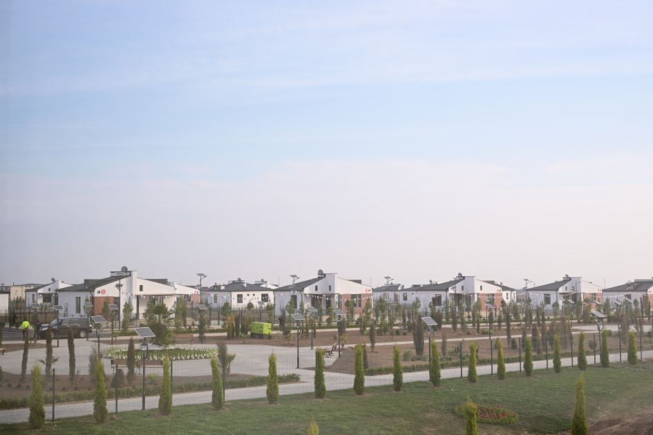 Slider Image 1