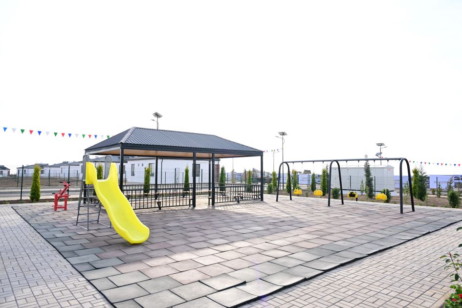 Slider Image 1