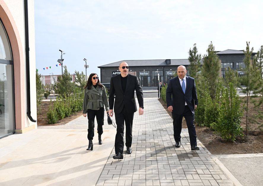 President Ilham Aliyev and First Lady Mehriban Aliyeva attend opening of first phase of Sarijali Village in Aghdam​ [PHOTOS/VIDEO]