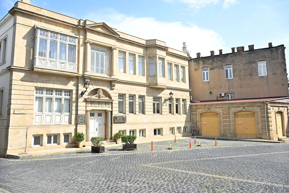 Slider Image 1