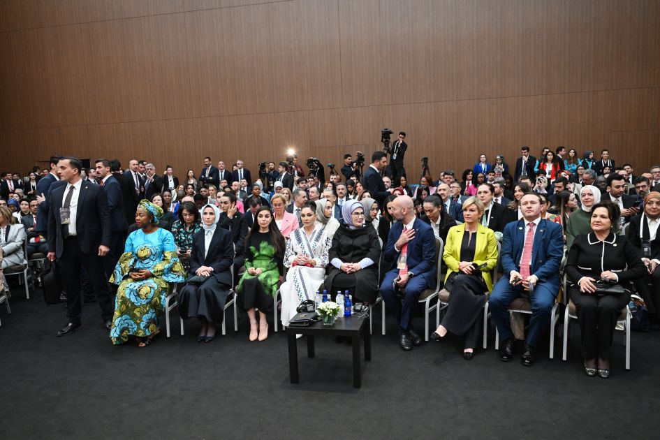 Azerbaijan's First Lady Mehriban Aliyeva attends panel session at Antalya Diplomacy Forum [PHOTOS/VIDEO]