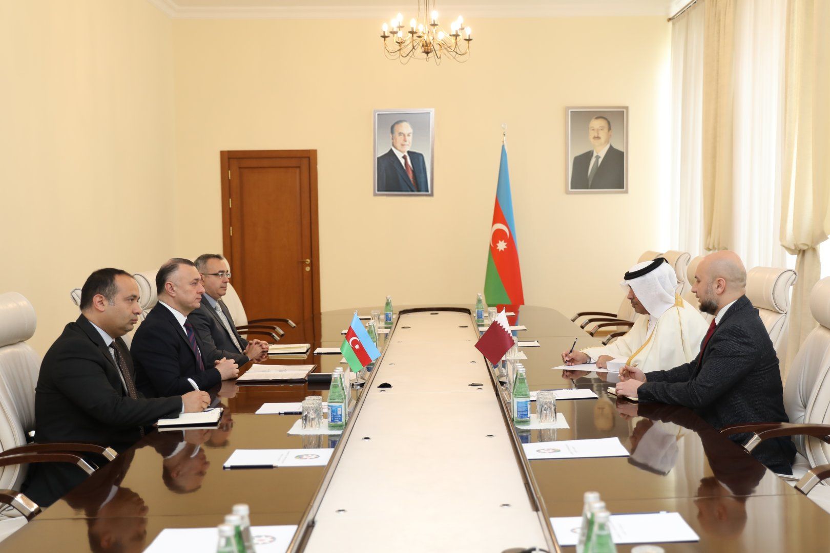 Azerbaijan, Qatar explore prospects for expanded healthcare cooperation [PHOTO]