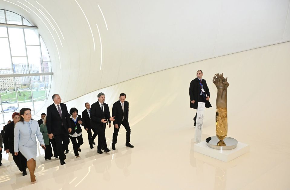Slider Image 1