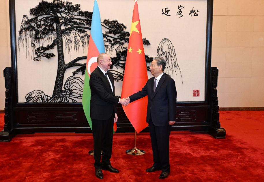 President Ilham Aliyev meets with Chairman of Standing Committee of China's National People's Congress [PHOTOS/VIDEO]
