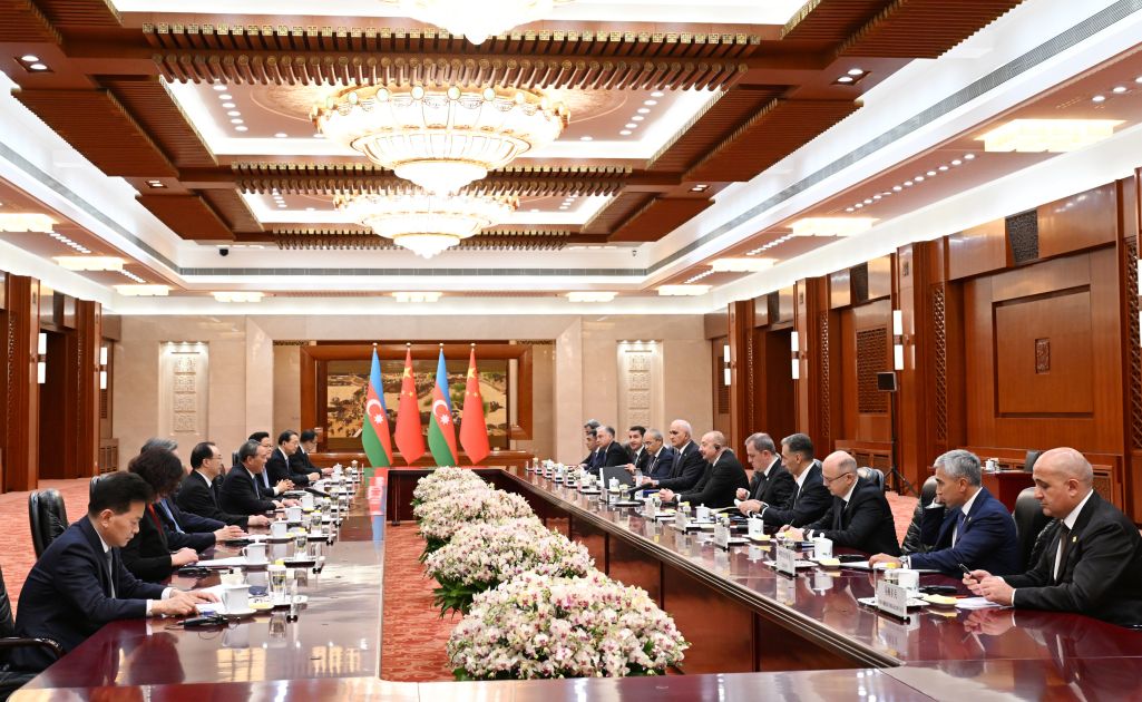 President Ilham Aliyev meets with Premier of State Council of China [PHOTOS/VIDEO]