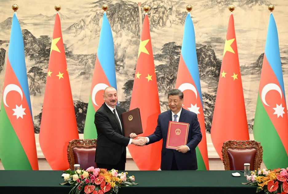 President Ilham Aliyev and President Xi Jinping sign joint statement on strategic partnership