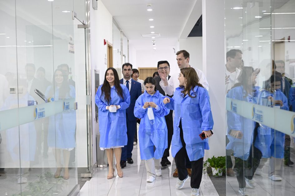 VP of Heydar Aliyev Foundation visits Chinese National Human Genome Center [PHOTOS]