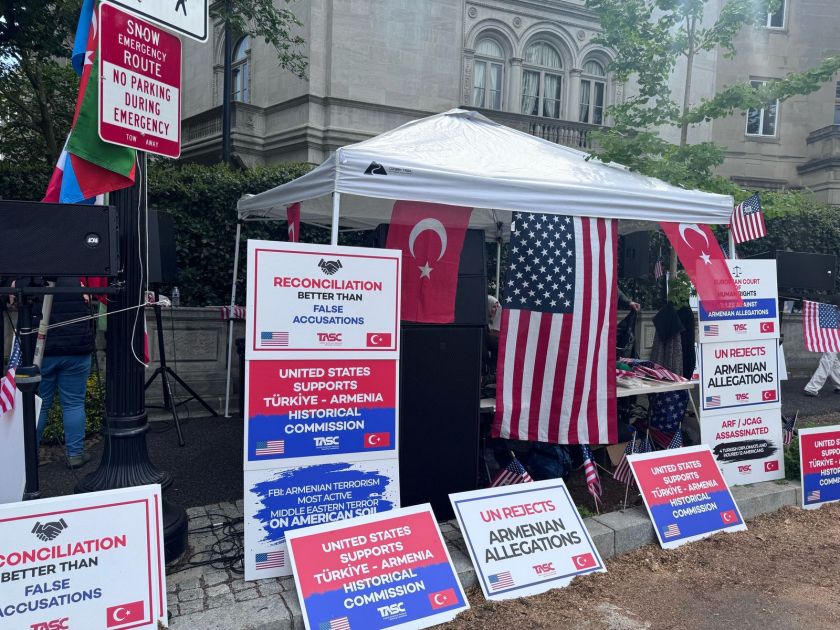 Washington sees peaceful protest against 'Armenian Genocide' claims [PHOTOS]