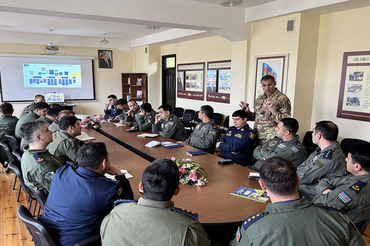 Azerbaijani Air Force personnel receive NATO training on air operations planning
