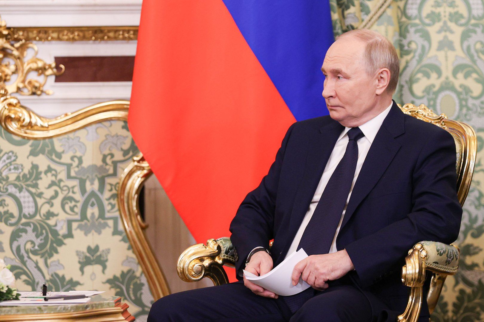 President Vladimir Putin congratulates President Ilham Aliyev