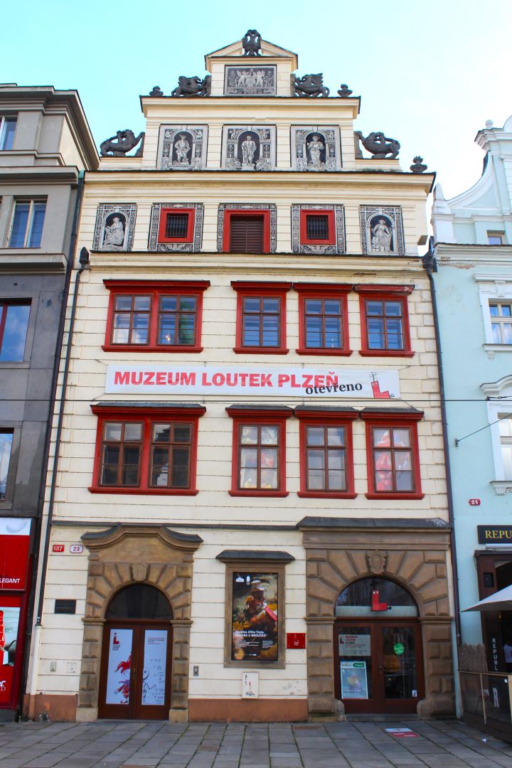 Slider Image 1
