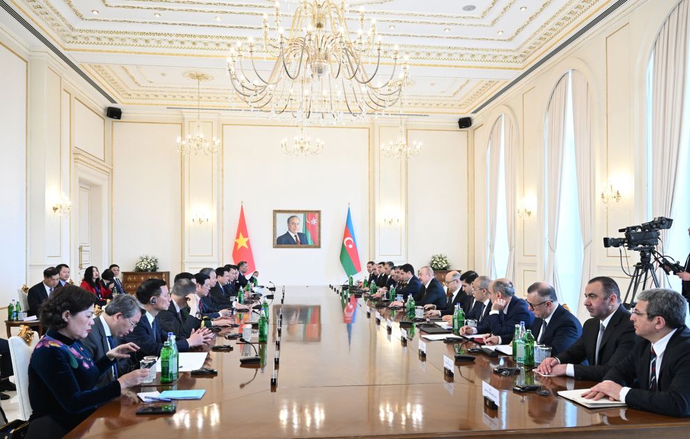 President Ilham Aliyev's expanded meeting with General Secretary To Lam commences [PHOTOS/VIDEO]