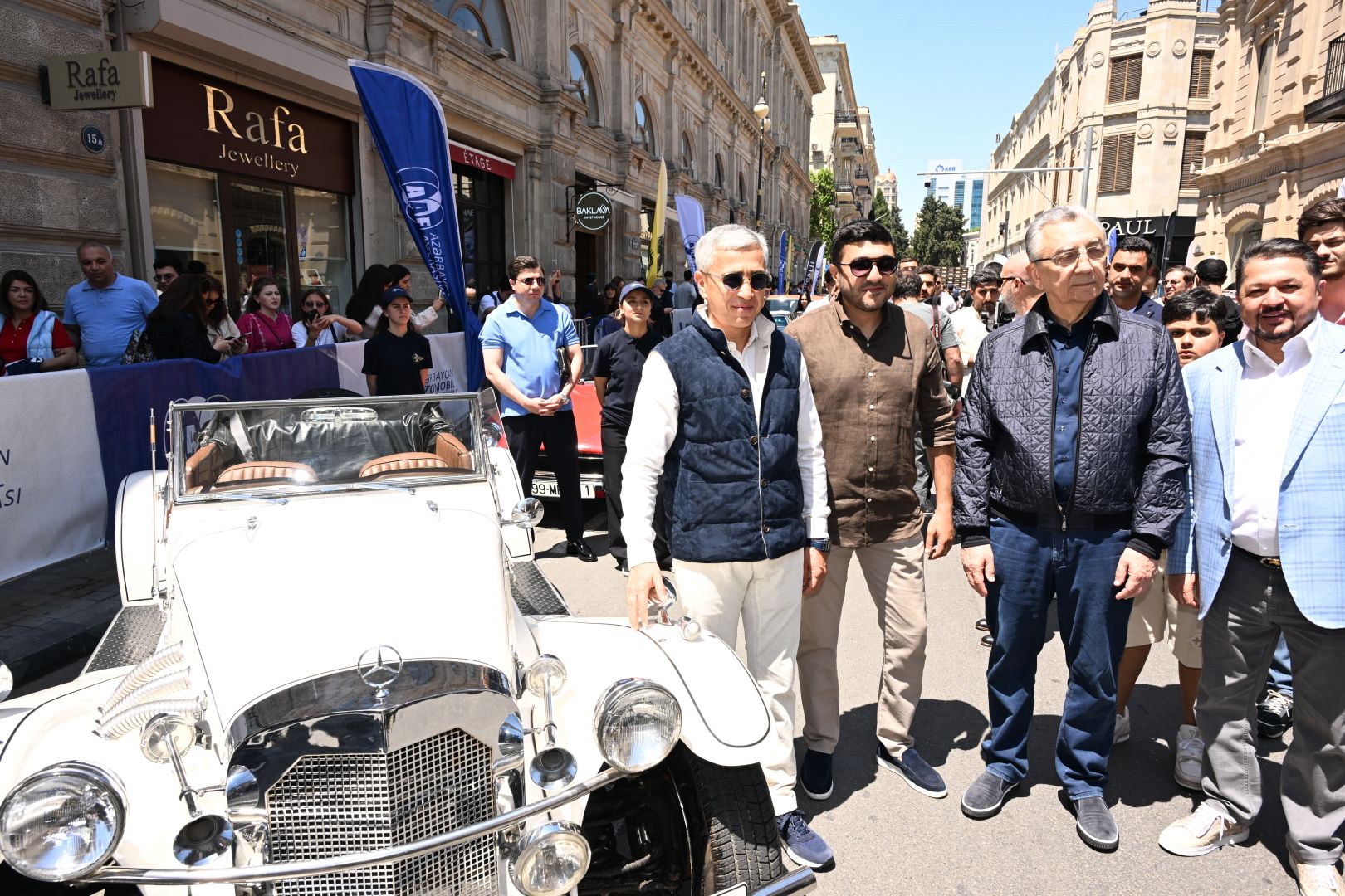 Slider Image 1