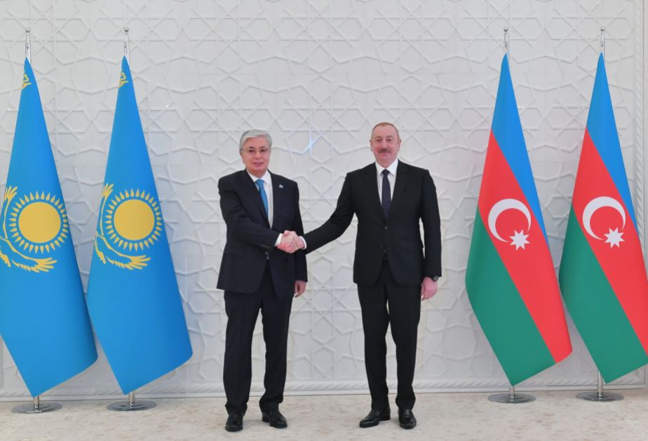 President Ilham Aliyev makes phone call to President of Kazakhstan