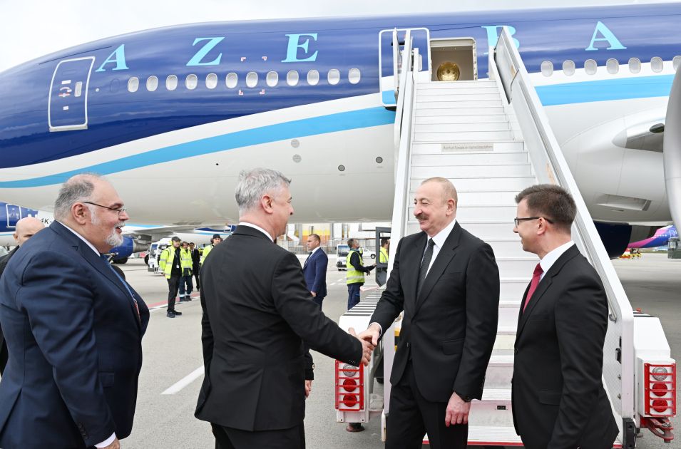 President Ilham Aliyev arrives in Hungary for working visit [PHOTO]