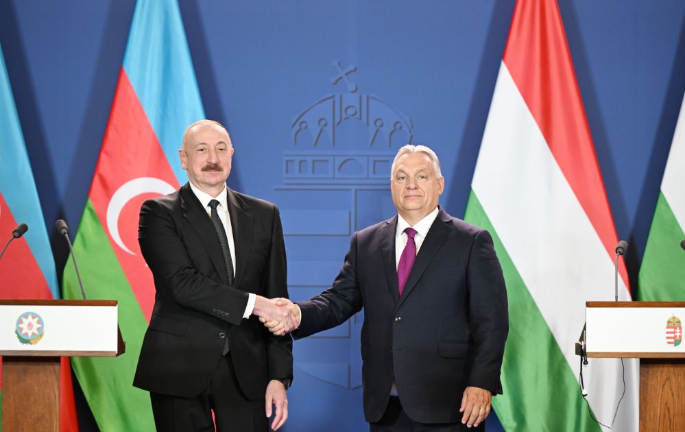 President Ilham Aliyev, PM Viktor Orbán make press statements [PHOTOS]