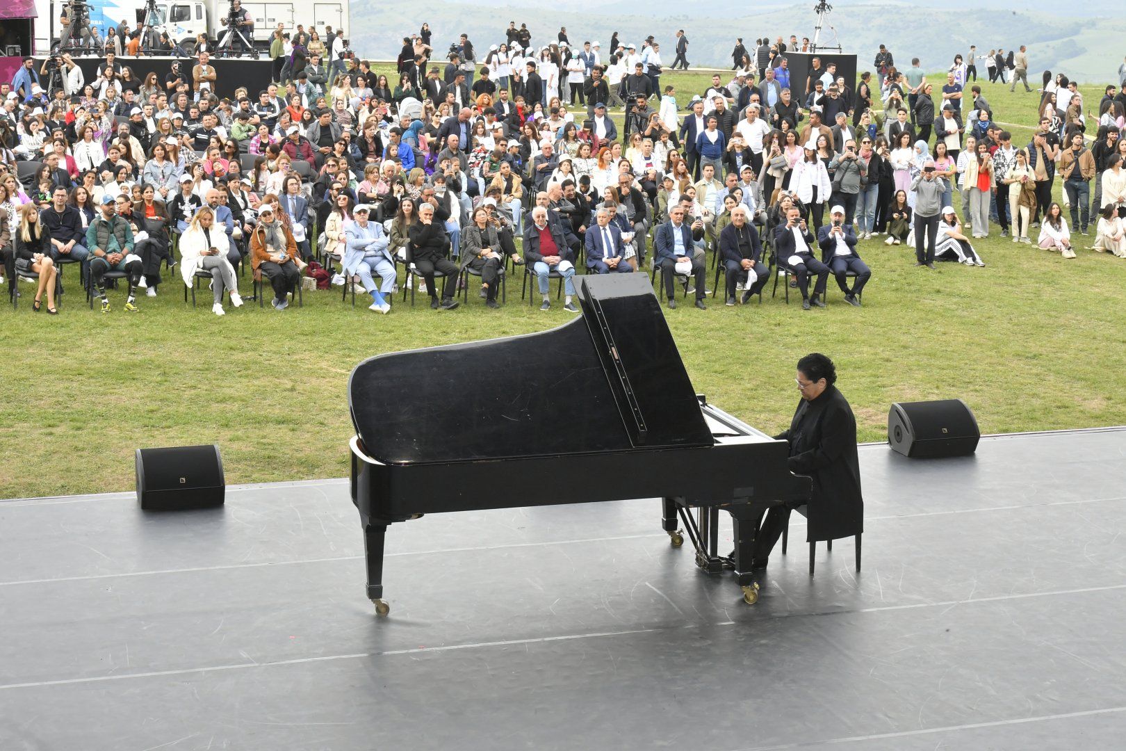 Slider Image 1