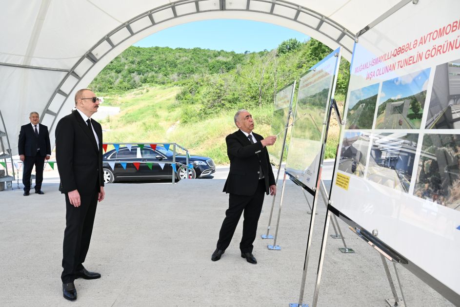 President Ilham Aliyev inspects progress of construction of Mughanli-Ismayilli-Gabala section of Baku-Gabala highway [PHOTOS/VIDEO]