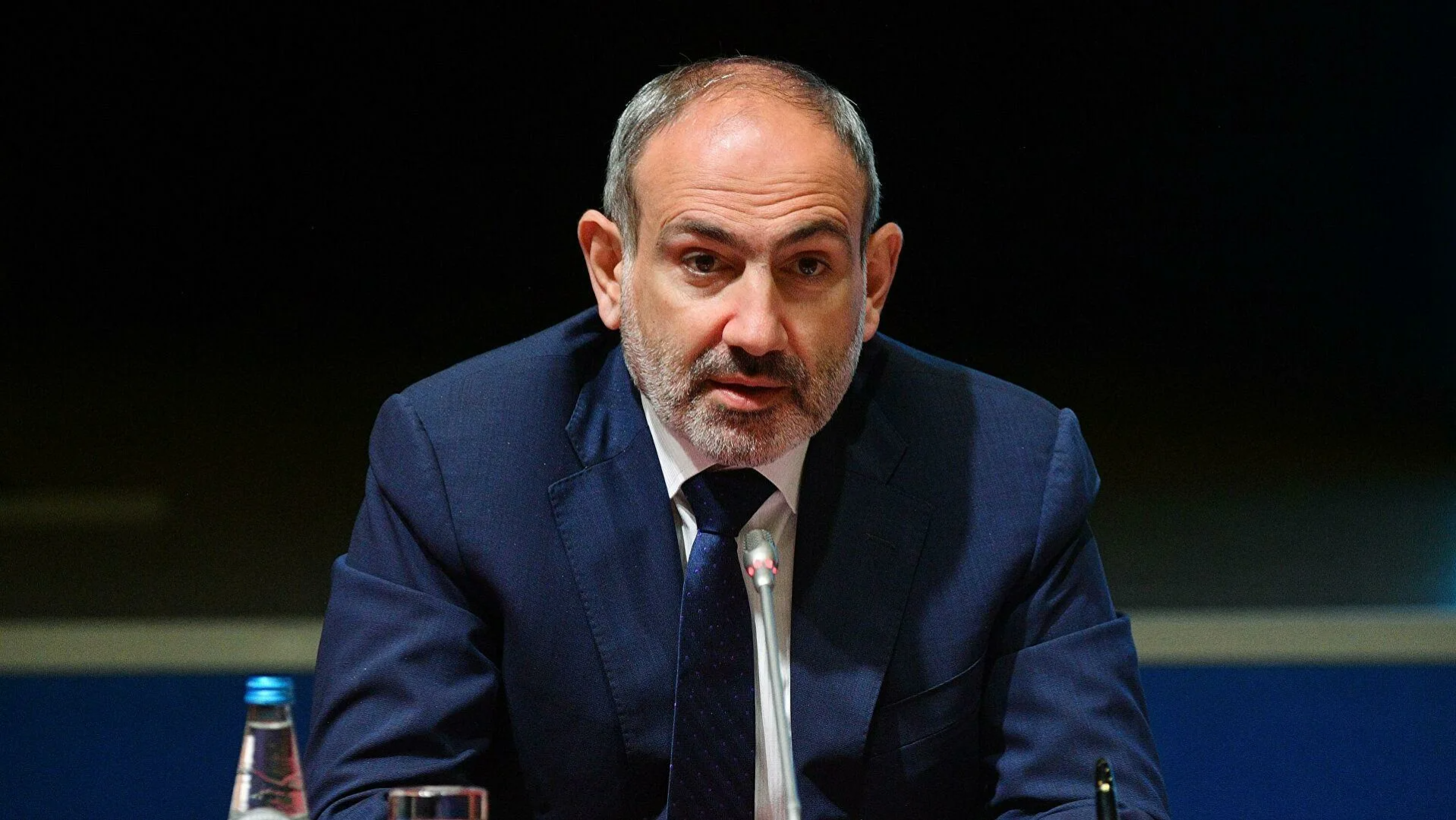 Pashinyan vows to change constitution if court blocks peace deal with Azerbaijan