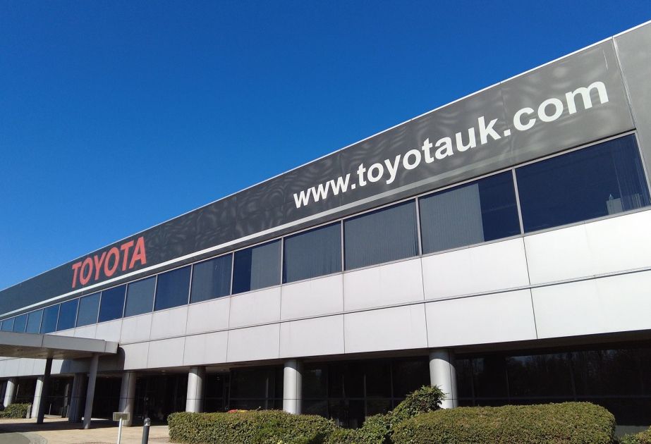 Toyota decide to move part of its production to Europe