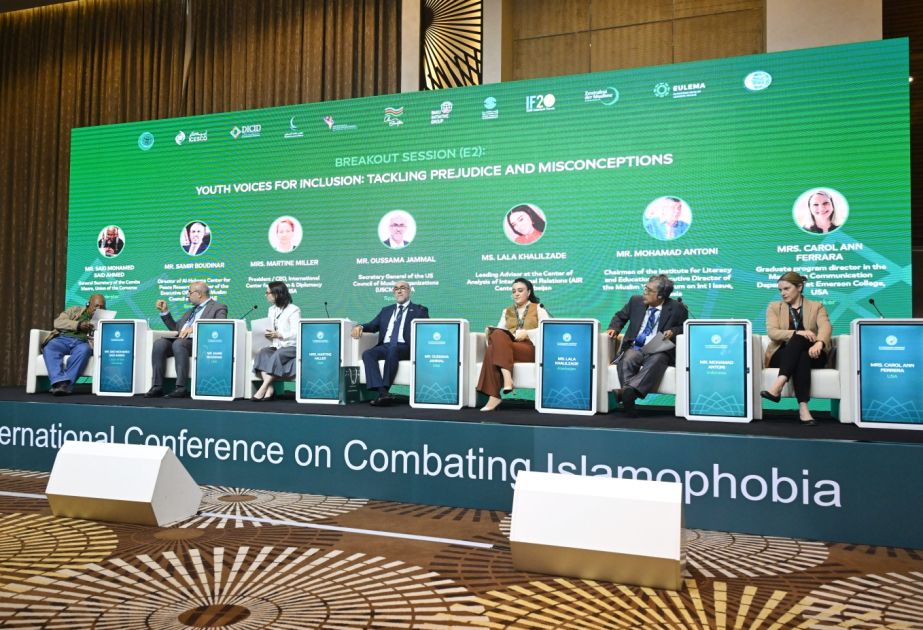 Islamophobia and social media in focus at Youth Forum in Baku