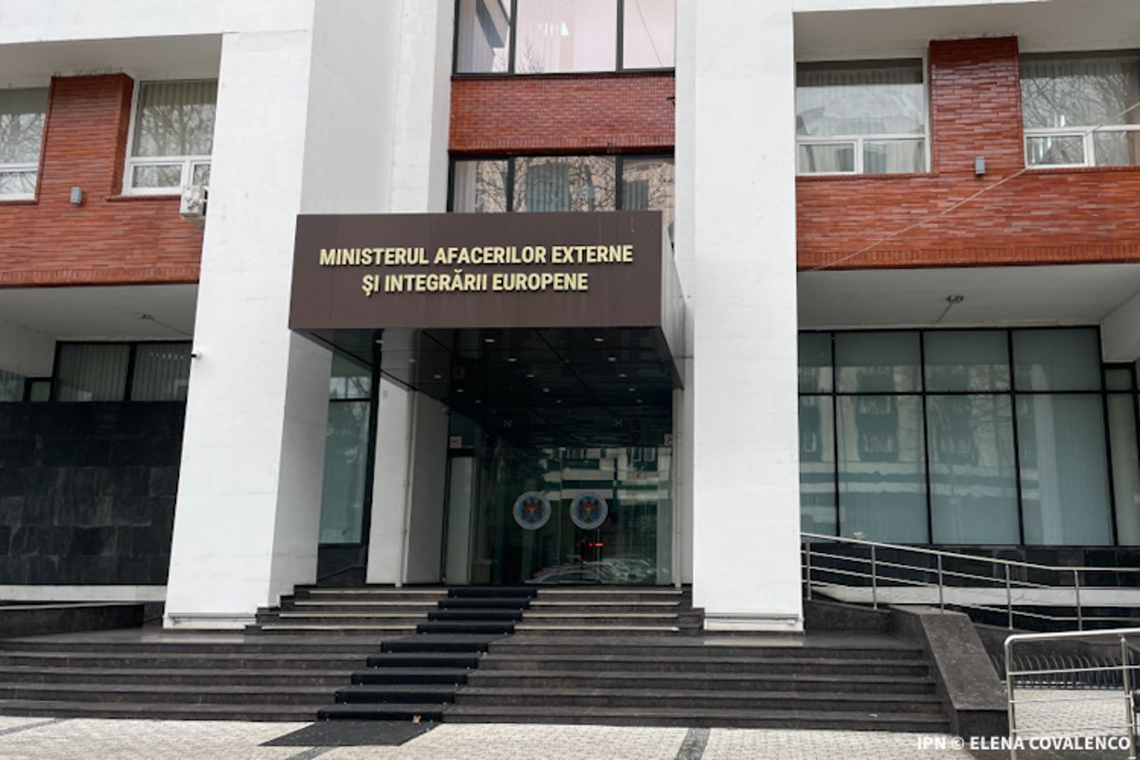 Moldovan FM congratulates Azerbaijani People on Independence Day