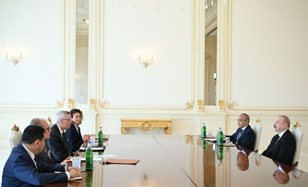 President Ilham Aliyev receives Chairman of Eastern Committee of German Economy [VIDEO]