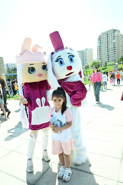 Slider Image 1