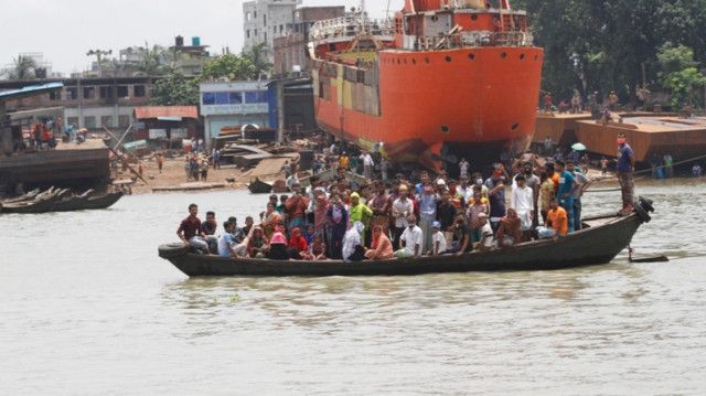Passenger boat carrying 39 people capsizes off Bangladesh's coast, killing 1, leaving 5 missing