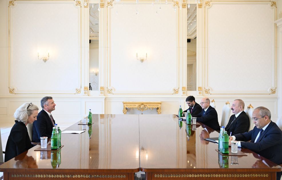 President Ilham Aliyev receives Vice President of ExxonMobil [PHOTOS/VIDEO]