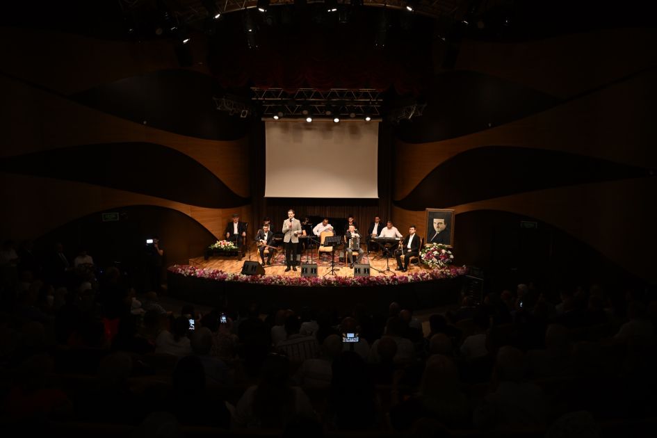 Slider Image 1