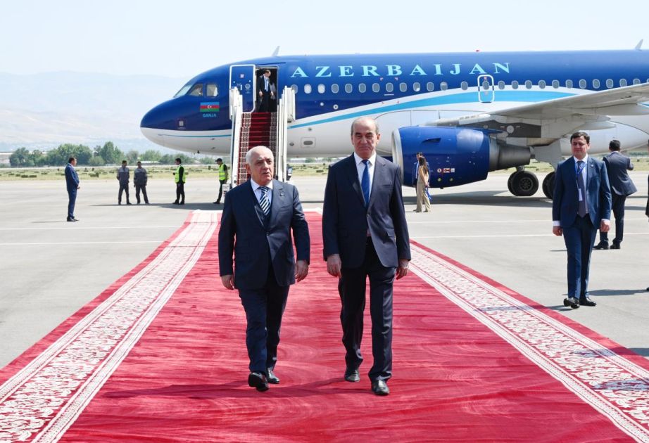 Prime Minister Ali Asadov embarks on working visit to Dushanbe