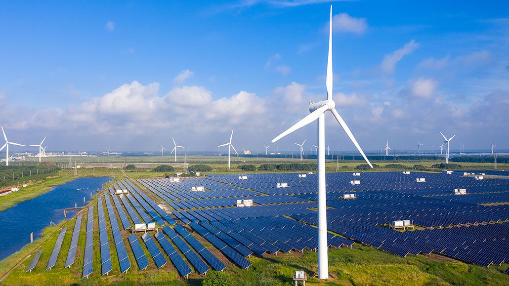 Clean tech overtakes fossil fuels in investment landscape [ANALYSIS]
