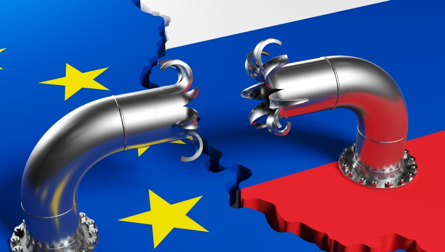 EU prepares new blow to Russian oil exports while Azerbaijan monitors price fallout